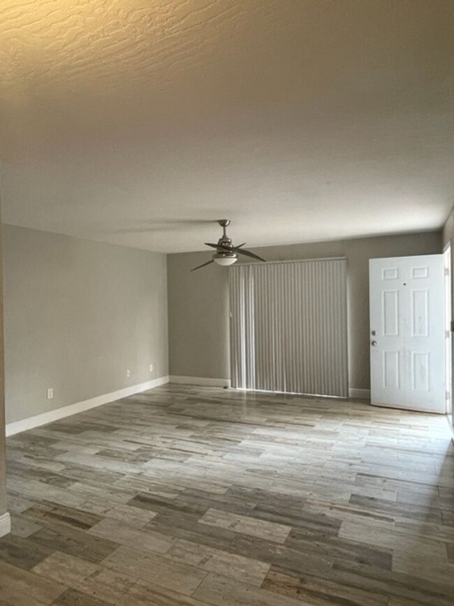 Building Photo - Palm Bay Condo for Rent