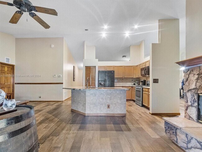 Foto del edificio - 12229 Tangerine Blvd