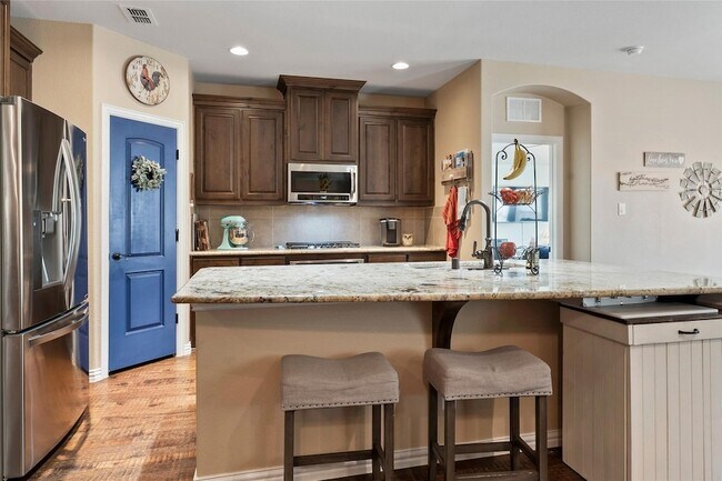 Foto del edificio - 1516 Westview Ln