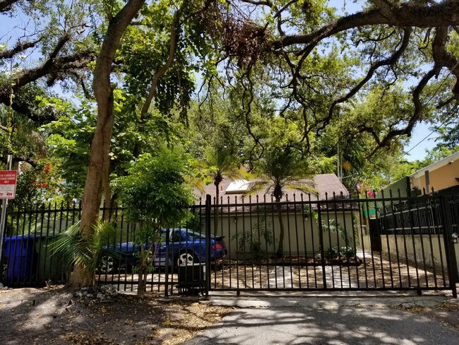 Gated Front Yard with Electric Gate Opener - 3158 Florida Ave
