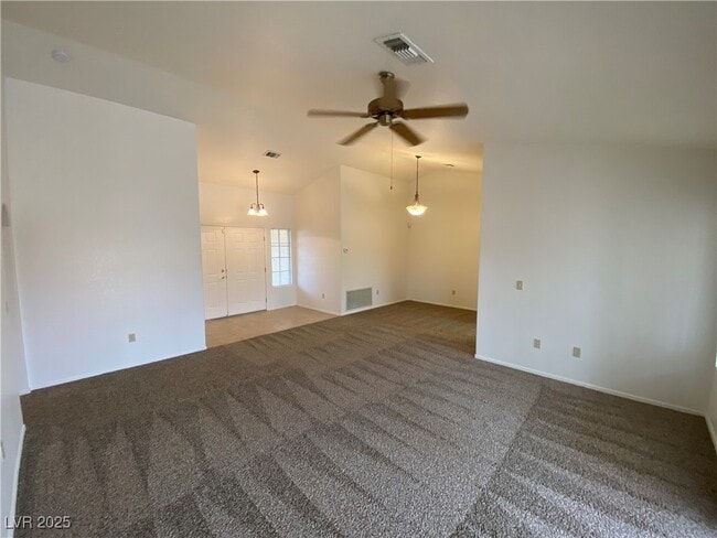 Building Photo - 9612 Buckhorn Dr