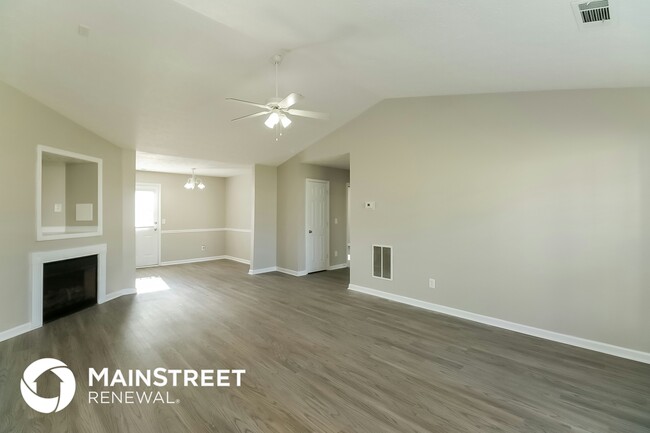 Building Photo - 10950 Cimmaron Ct