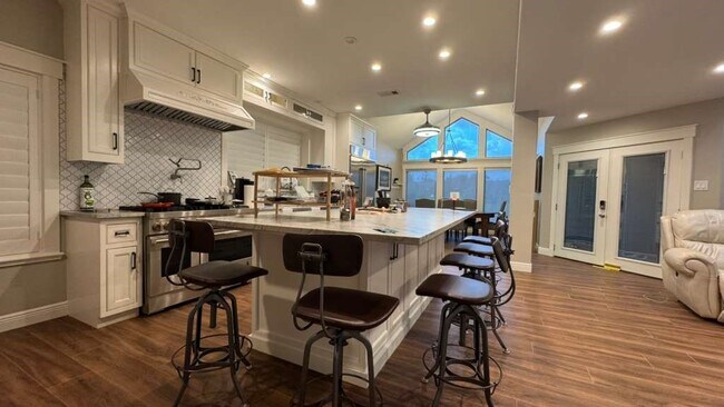 Foto del edificio - 7423 W Suddley Castle St