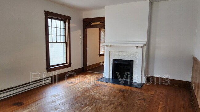 Foto del edificio - 623 W William St
