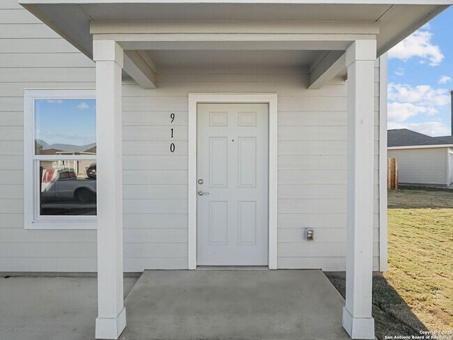 Foto del edificio - 910 Stricker Path