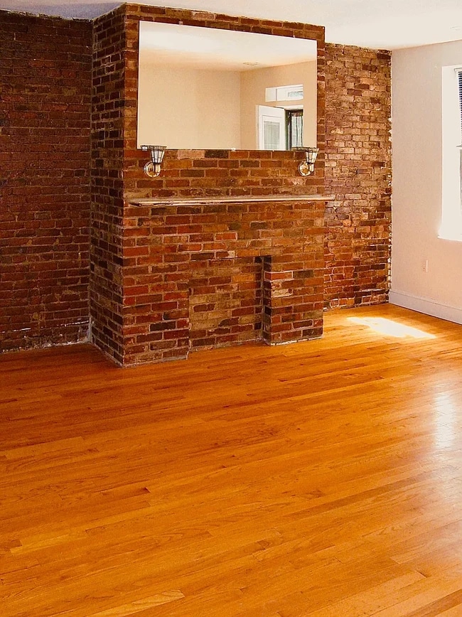 Building Photo - 670 Tremont St