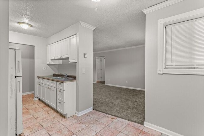 Building Photo - Heat and Water Included Clinton Township Condo - SECTION 8 Accepted