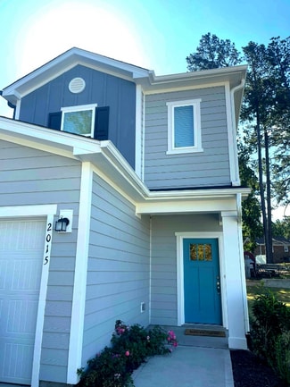 Building Photo - 2015 Rockface Wy