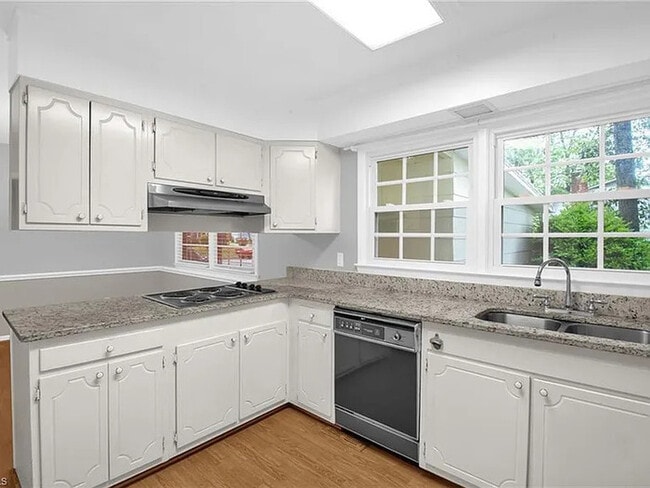 Building Photo - Earn Wealth While Leasing - Like a Homeown...