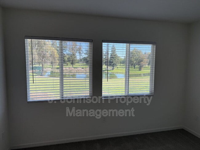 Foto del edificio - 470 Miwok Ln