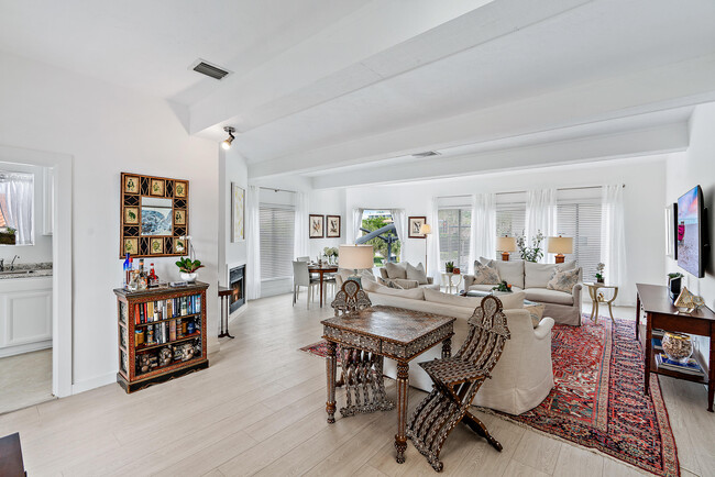 210 Sunset Ave Unit 208-A, Palm Beach, FL 33480 - Condo for Rent in