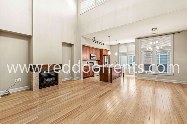 Foto del edificio - ?MOVE-IN SPECIAL: HALF OFF THE FIRST MONTH...