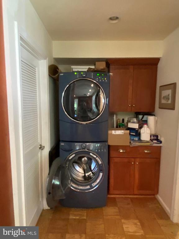 Foto del edificio - 2217 Marthas Rd