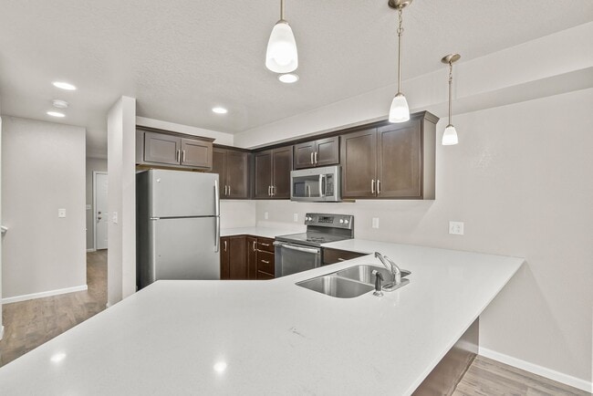 Foto del edificio - 5741 Summerland Drive