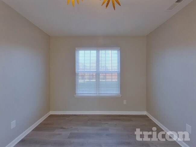 Foto del edificio - 1402 Weston Ln