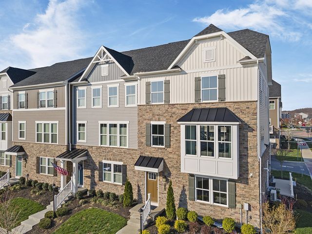 Primary Photo - 208 Plaza Dr