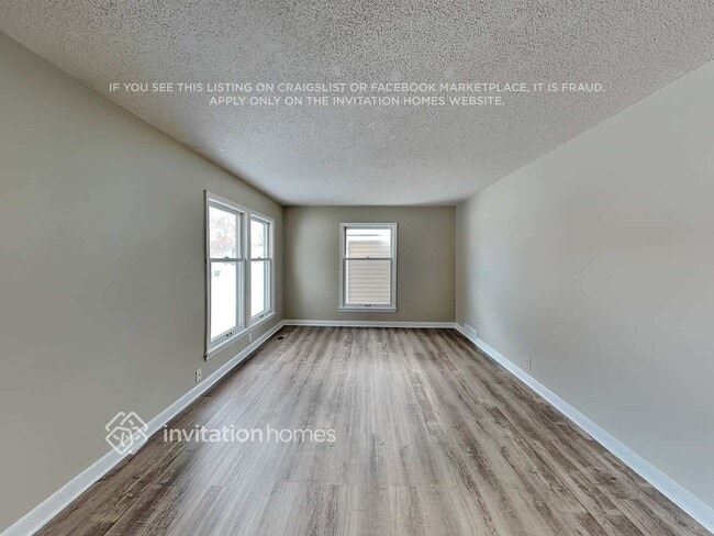 Building Photo - 6432 2nd Ave S