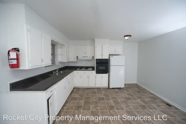 Foto del edificio - 3407 Glen Park Cir NW