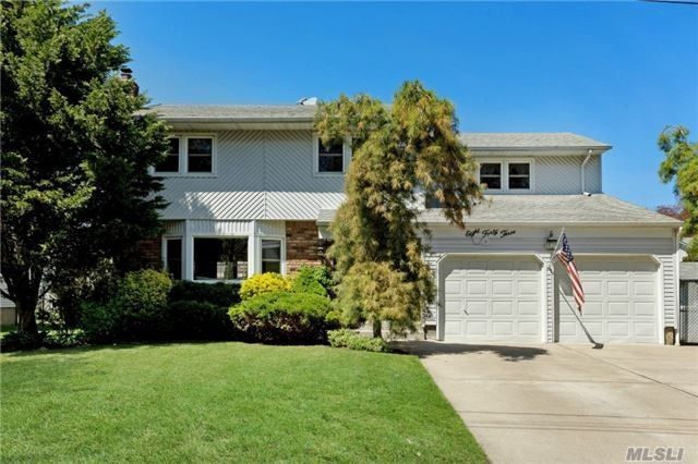 Outside of House - 843 Outlook Ave