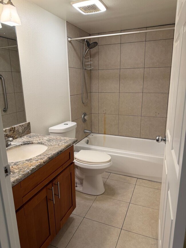 Foto del edificio - Ground floor 2 bedroom apartment in Wailuku
