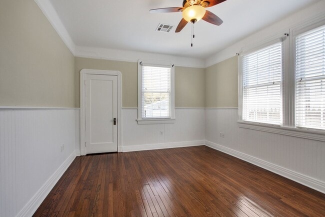 Building Photo - 4527 Eden St