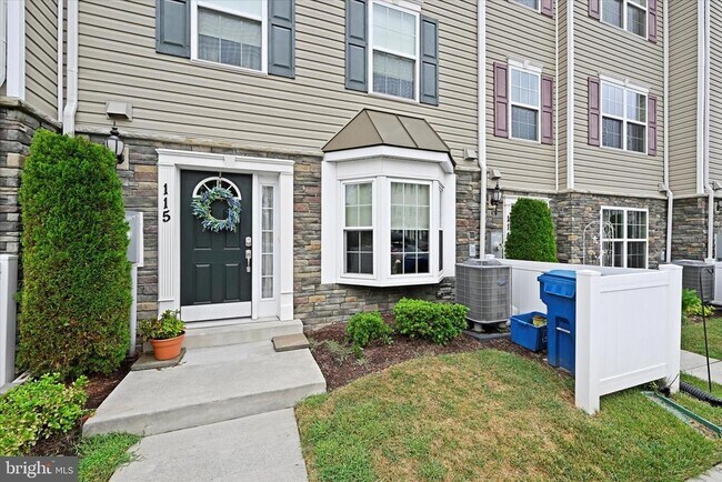 Building Photo - 1820 Cassandra Dr