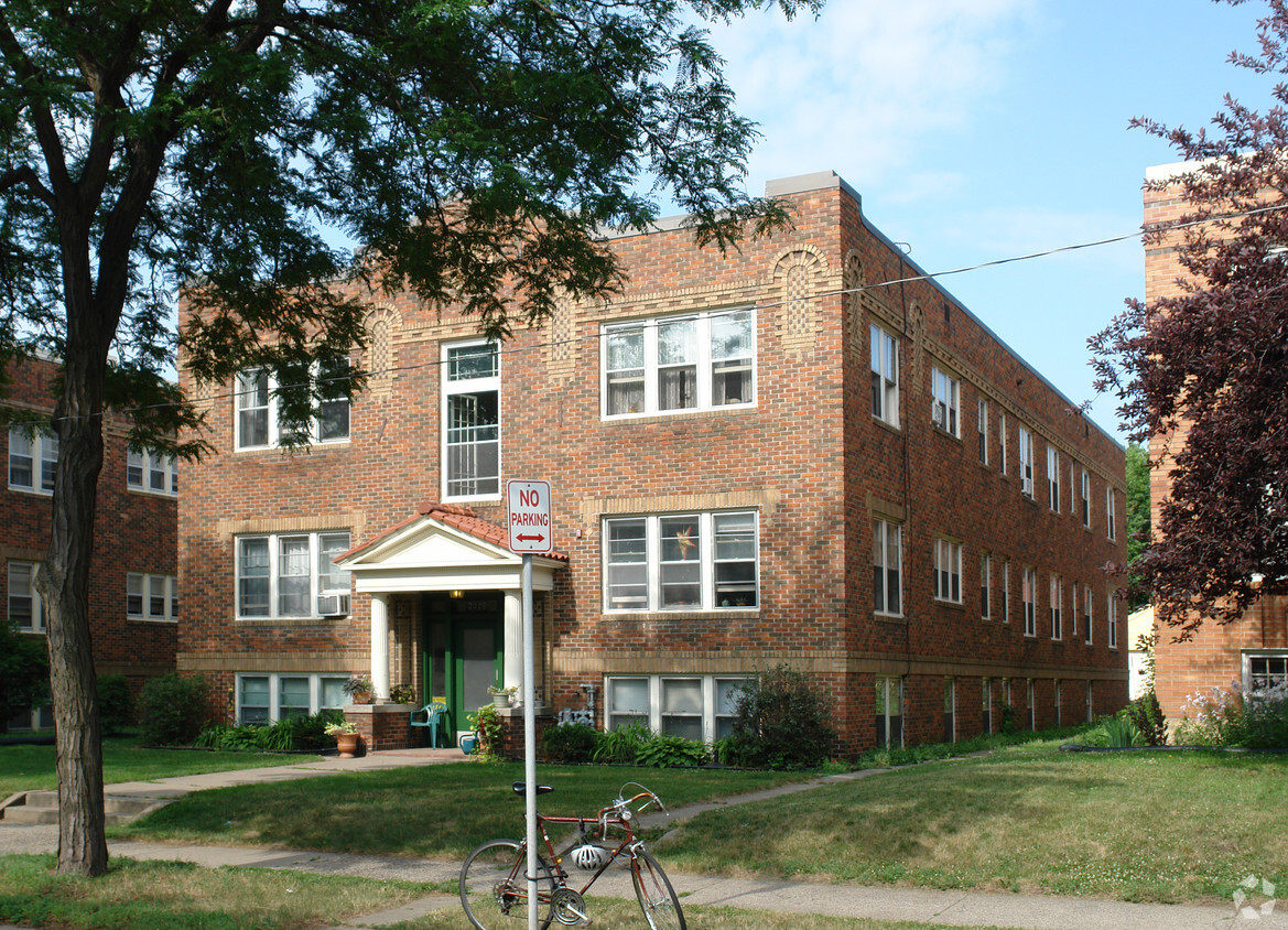 Building Photo - 3328 Blaisdell Ave