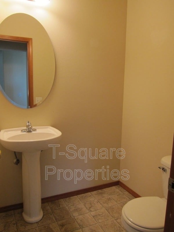 Foto del edificio - 1929 144th Pl SW