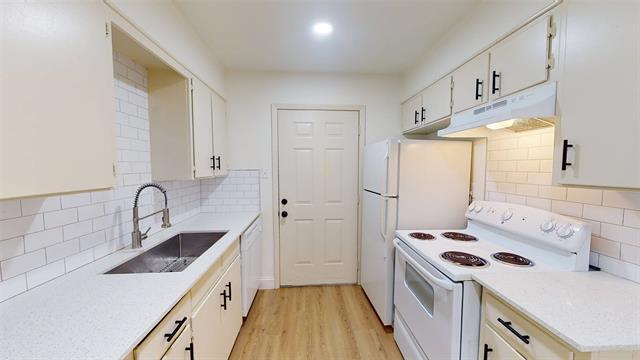 Building Photo - 614 W Heard St