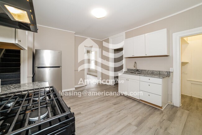 Foto del edificio - 1319 N Broadway St