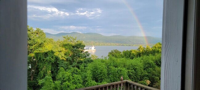 Foto del edificio - 176 Montgomery St
