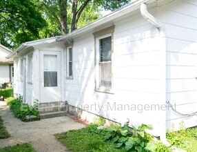 Building Photo - 1532 Bowman Ave