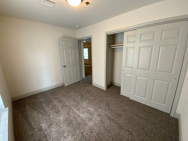 Foto del edificio - 505 East Rollins St