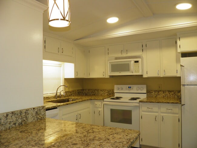 Foto del edificio - 804 Gibson Rd