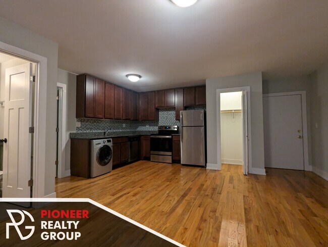 Foto del edificio - 535 W Arlington Pl