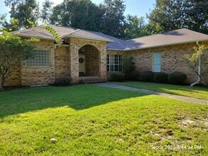 Building Photo - 9855 Scenic Hwy