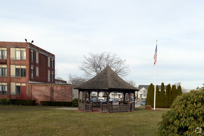 Foto del edificio - Hamilton Wade Apartments