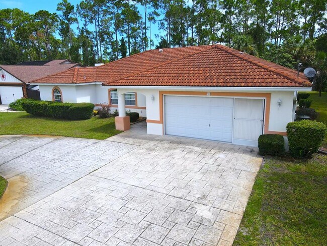 Building Photo - 106 Point of Woods Dr