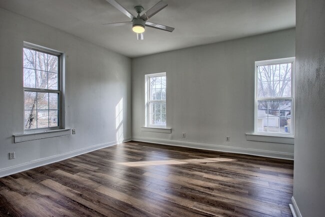 Building Photo - 237 S Fillmore St