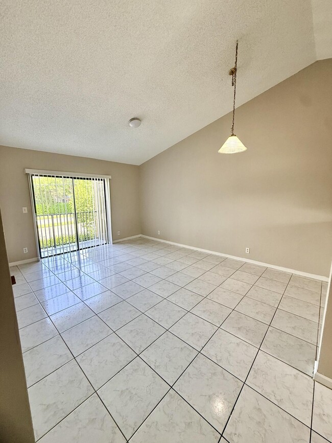 Building Photo - 11632 NW 23rd Ct