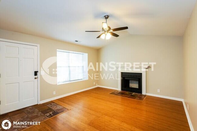 Foto del edificio - 408 AMQUIWOOD CT, MADISON, TN 37115