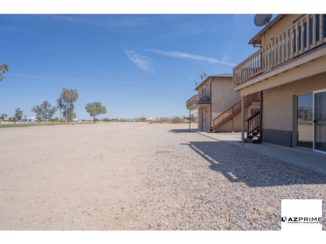 Building Photo - Delightful 3/2 Arizona City 4-Plex Unit for Rent!