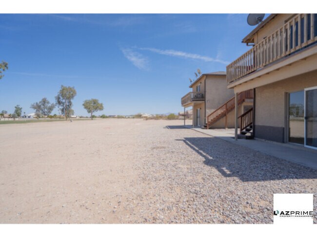 Foto del edificio - Delightful 3/2 Arizona City 4-Plex Unit for Rent!