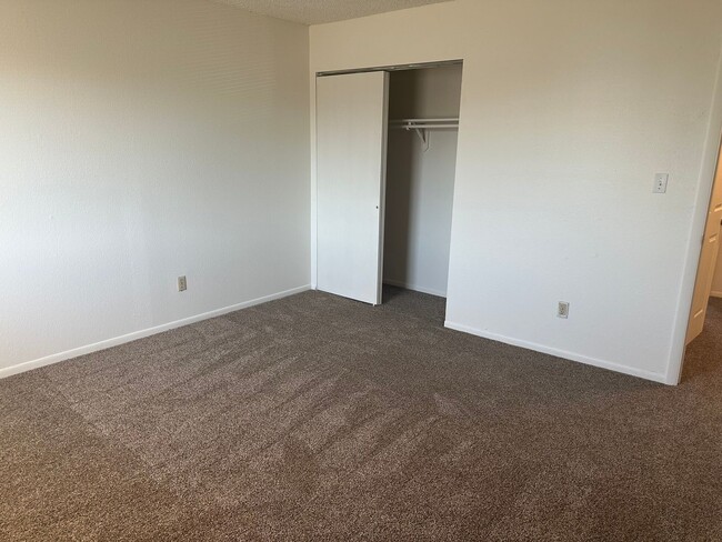 Foto del edificio - 2Bed, 1.5Bath Two Story in GJ!!!