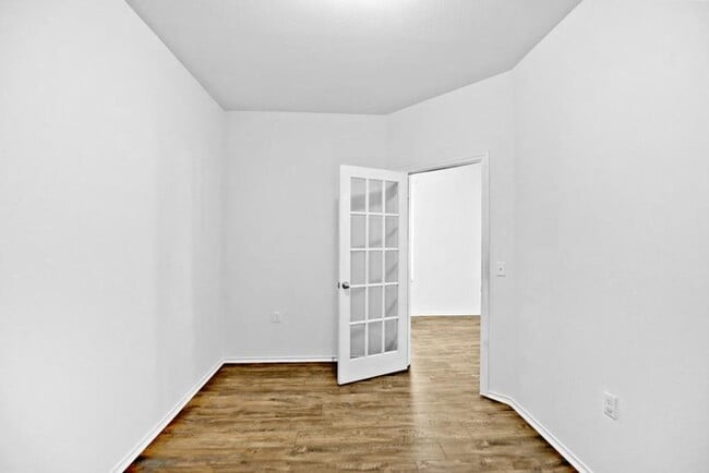 Foto del edificio - 5721 Knoll Pines Pass