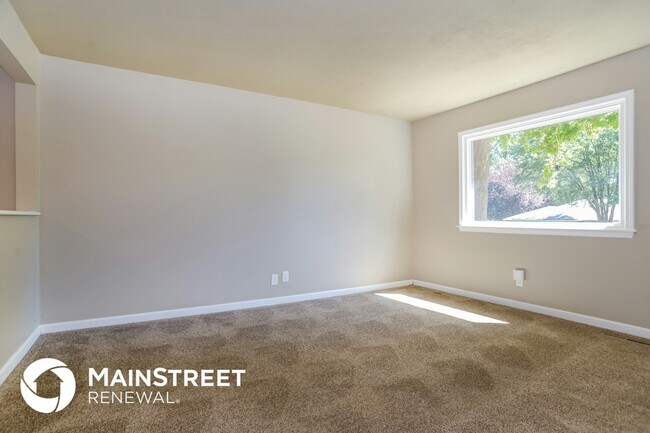 Foto del edificio - 9130 Grant Ln