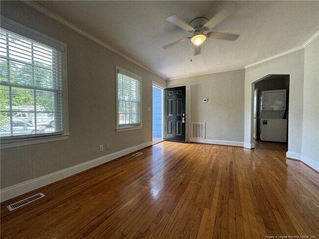 Building Photo - 1505 Belvedere Ave