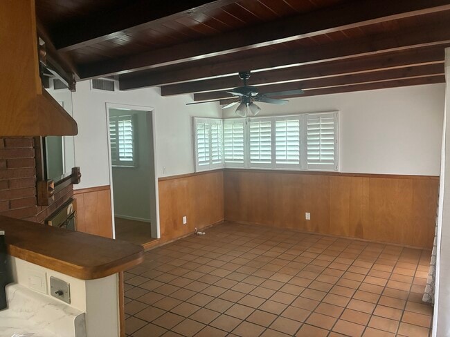 Foto del edificio - 8052 Alameda St