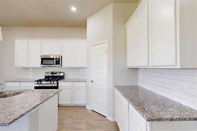 Building Photo - 1704 Gulin St