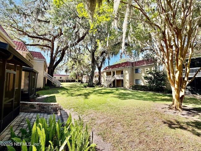 Foto del edificio - 5811 Atlantic Blvd